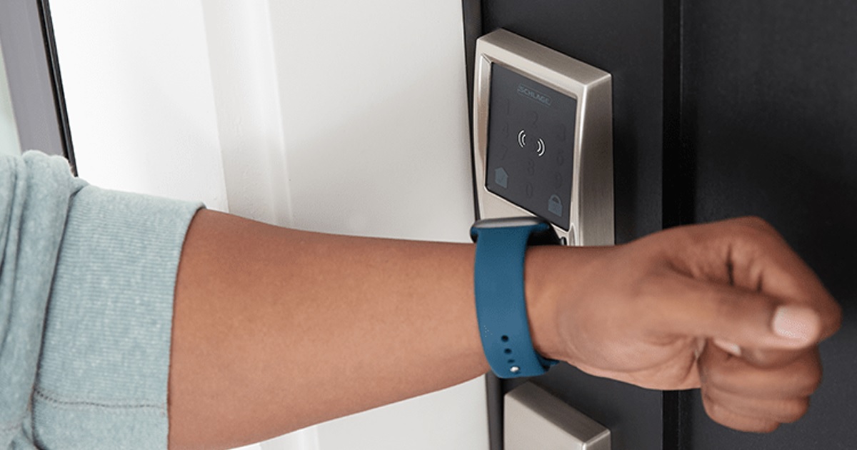 Keep Your House Protected With Wi-Fi Gate Lock